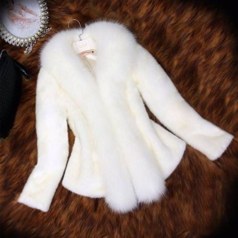 Fashion and Simple Women'S Short Long-Sleeved Fur Coat